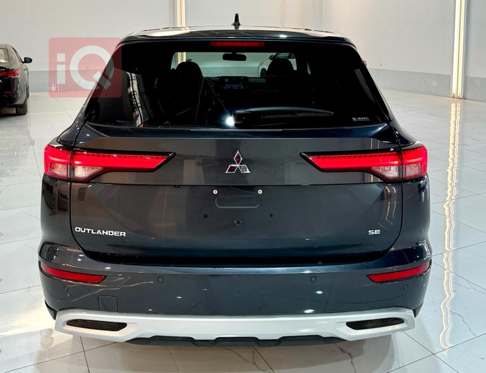 ميتسوبيشي اوتلاندر